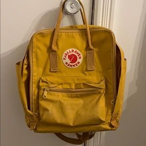 Fjällräven Kånken backpack - Honey Mustard